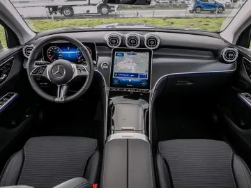 MERCEDES-BENZ GLC 200 4M