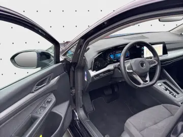 VW Golf Variant VIII 2.0 TDI DSG Life  Navi AHK Key