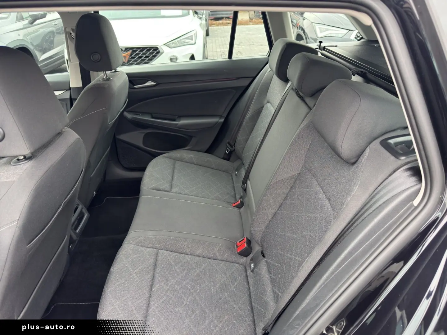 VW Golf Variant VIII 2.0 TDI DSG Life  Navi AHK Key