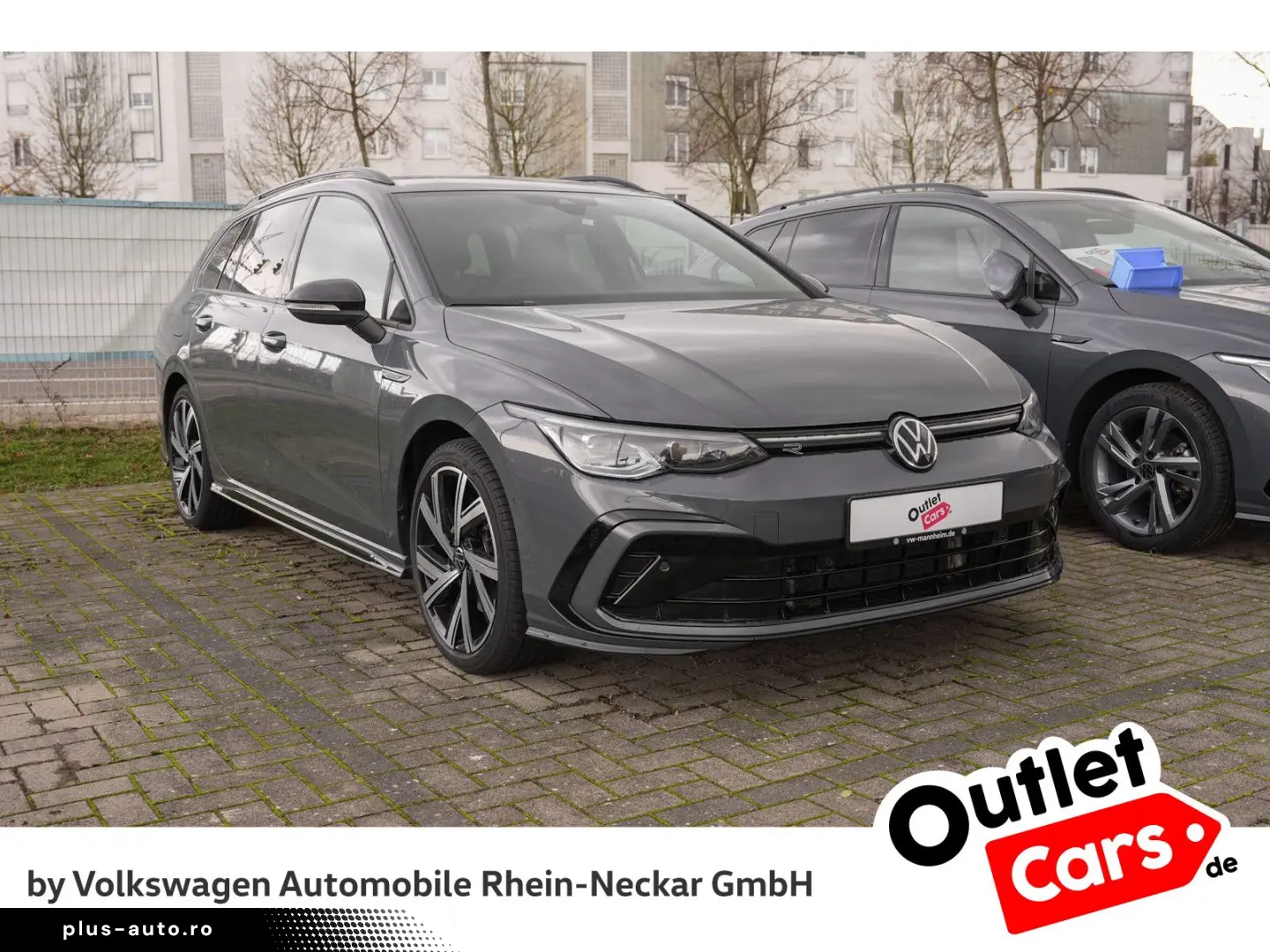 VW Golf VIII Variant 2.0 TSI R-Line DSG Navi Kamera