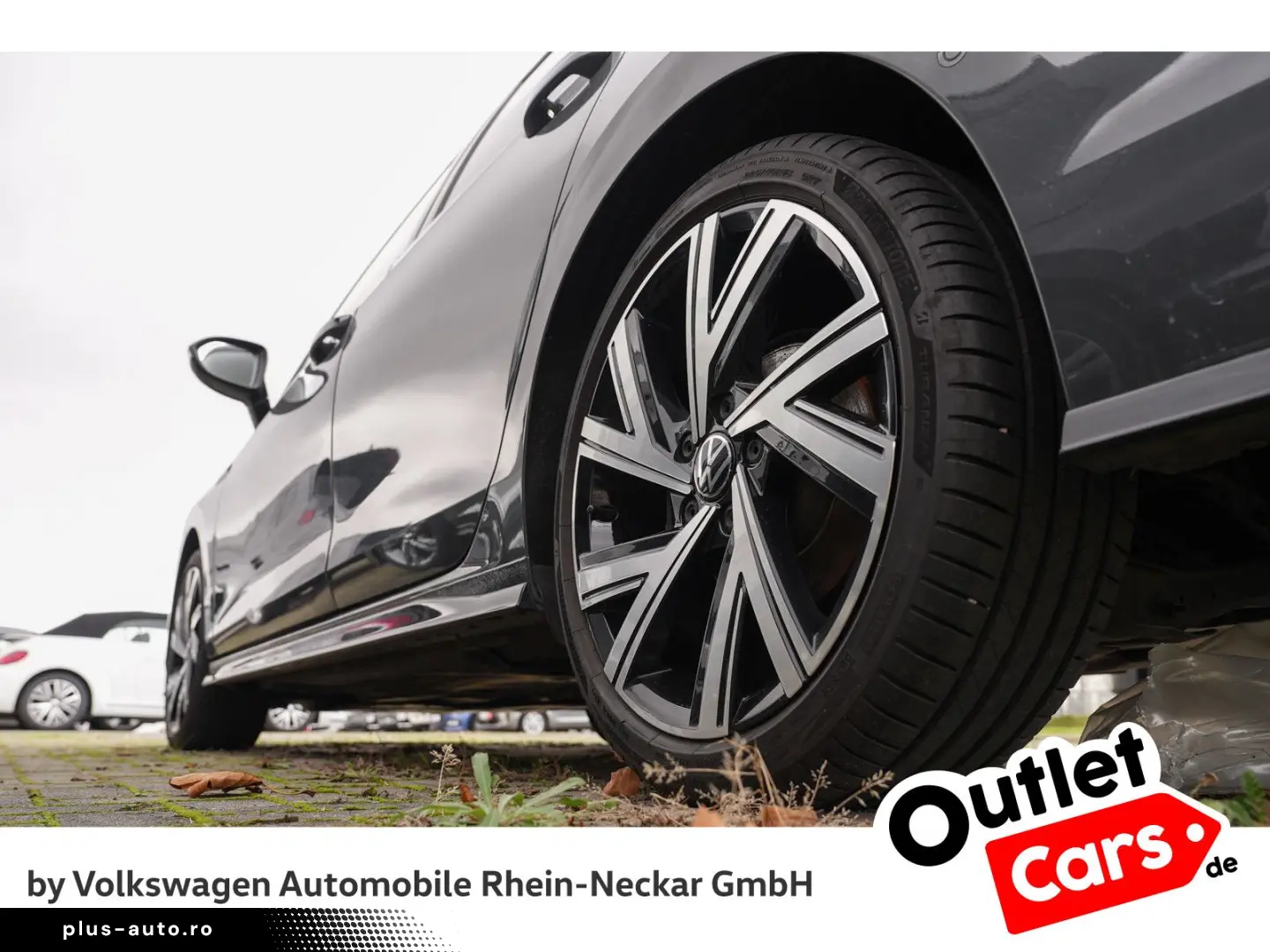 VW Golf VIII Variant 2.0 TSI R-Line DSG Navi Kamera