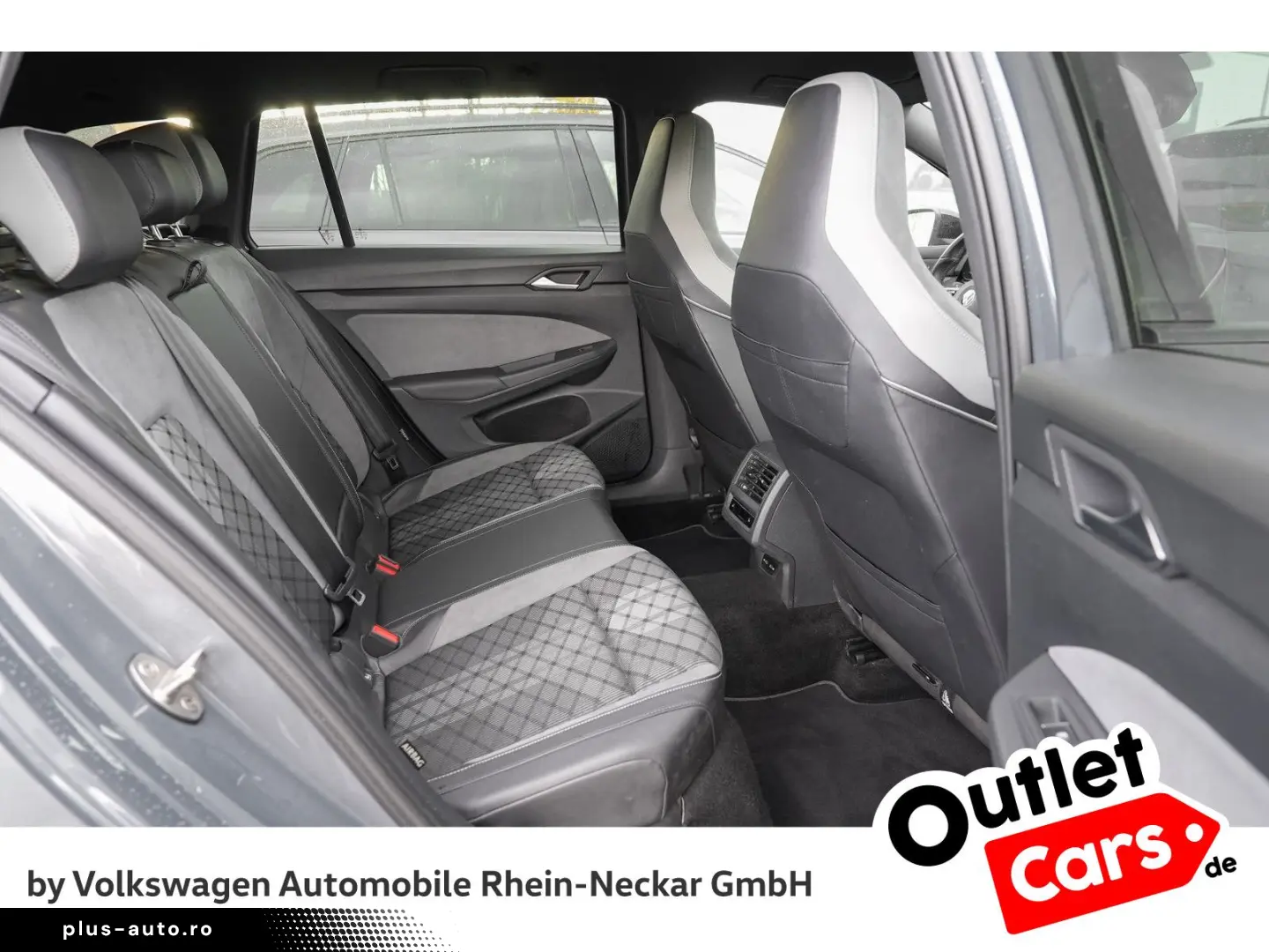 VW Golf VIII Variant 2.0 TSI R-Line DSG Navi Kamera