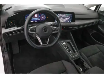 VW Golf Style 2.0 TSI DSG Style AHK Kamera Navi SHZ