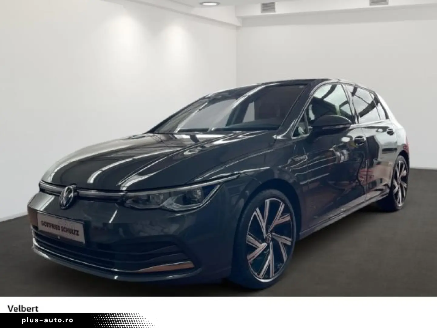 VW Golf VIII Style 2.0 TSI DSG 140kW - Kamera uvm.