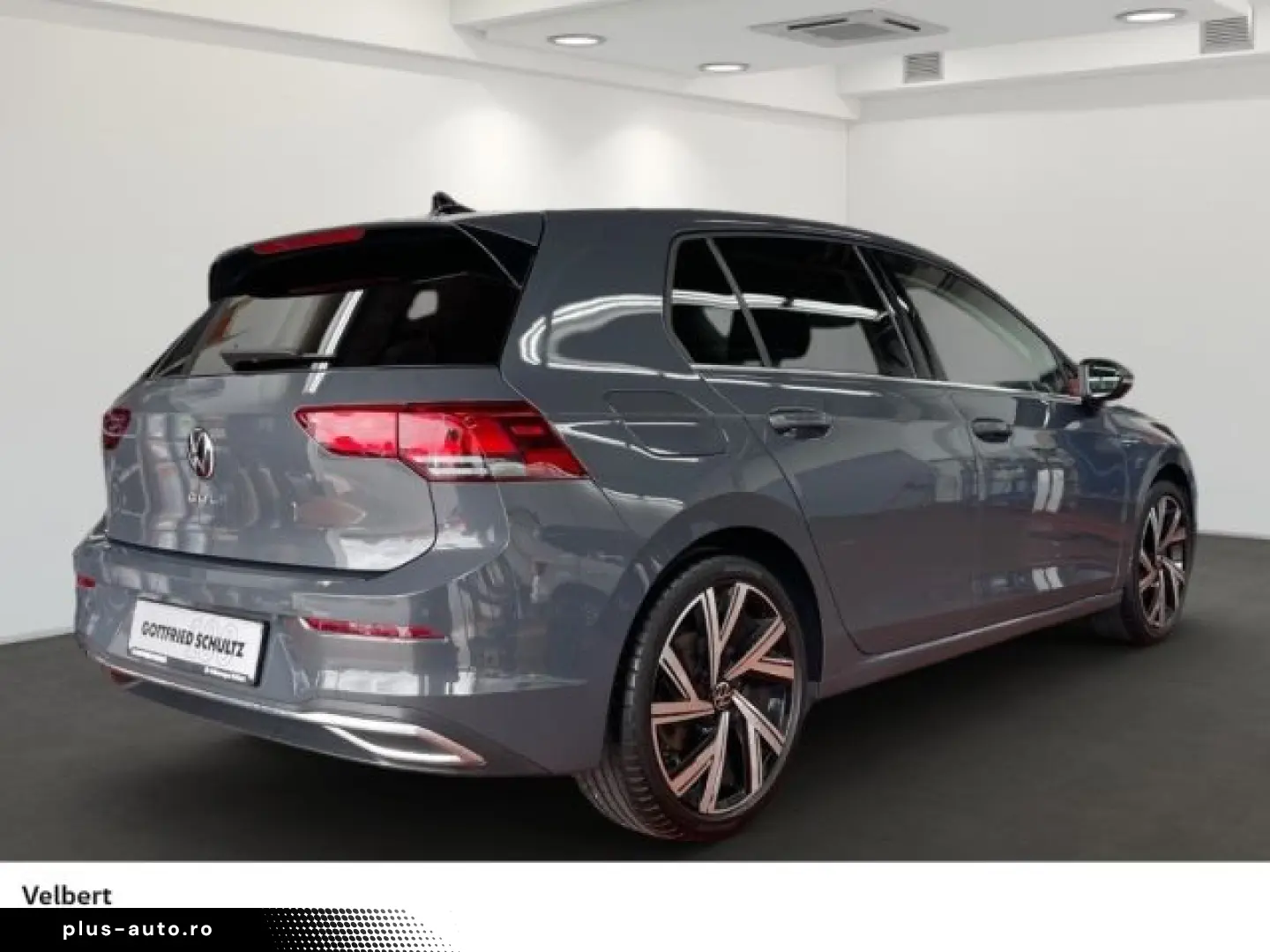 VW Golf VIII Style 2.0 TSI DSG 140kW - Kamera uvm.