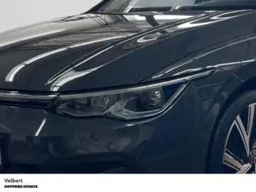 VW Golf VIII Style 2.0 TSI DSG 140kW - Kamera uvm.