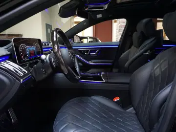 MERCEDES-BENZ S 580 e 4M