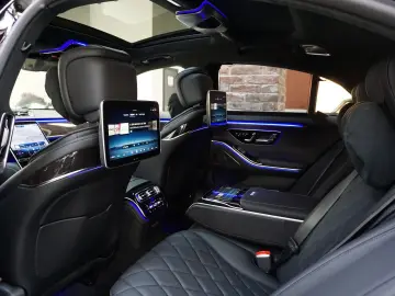 MERCEDES-BENZ S 580 e 4M