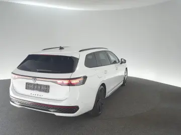 VW PASSAT 2.0 TDI 4Motion DSG R-Line ACC IQ.LIGHT