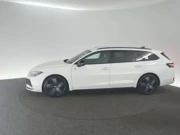 VW PASSAT 2.0 TDI 4Motion DSG R-Line ACC IQ.LIGHT