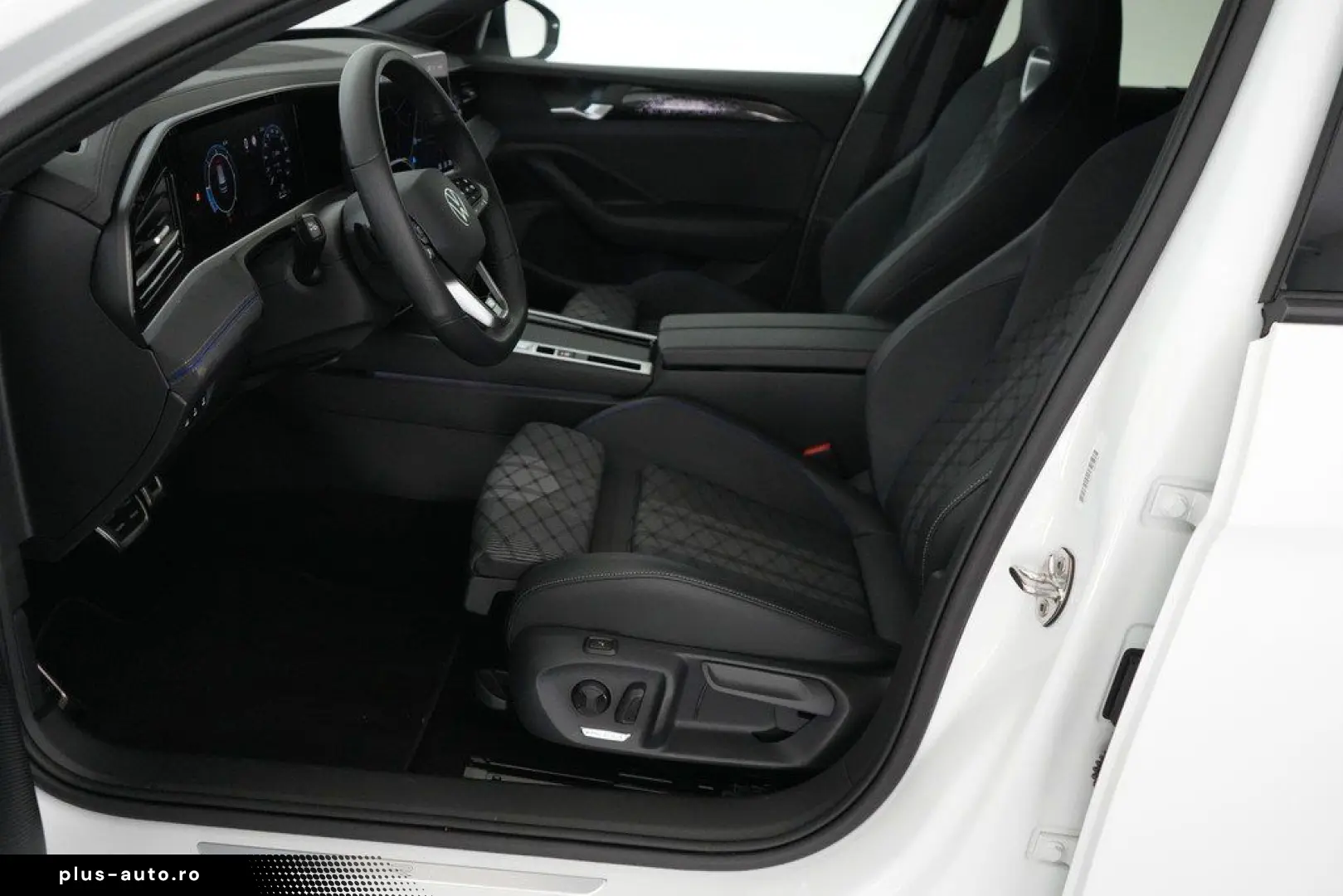 VW PASSAT 2.0 TDI 4Motion DSG R-Line ACC IQ.LIGHT