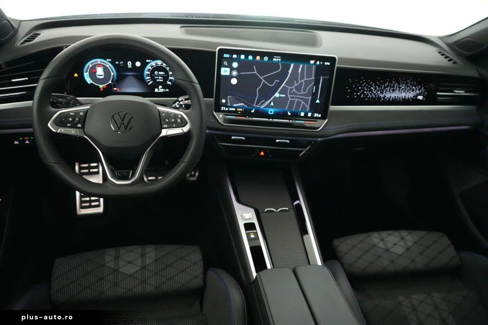 VW PASSAT 2.0 TDI 4Motion DSG R-Line ACC IQ.LIGHT