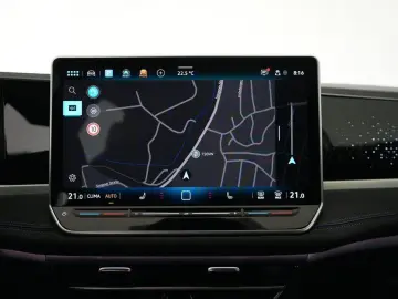 VW PASSAT 2.0 TDI 4Motion DSG R-Line ACC IQ.LIGHT