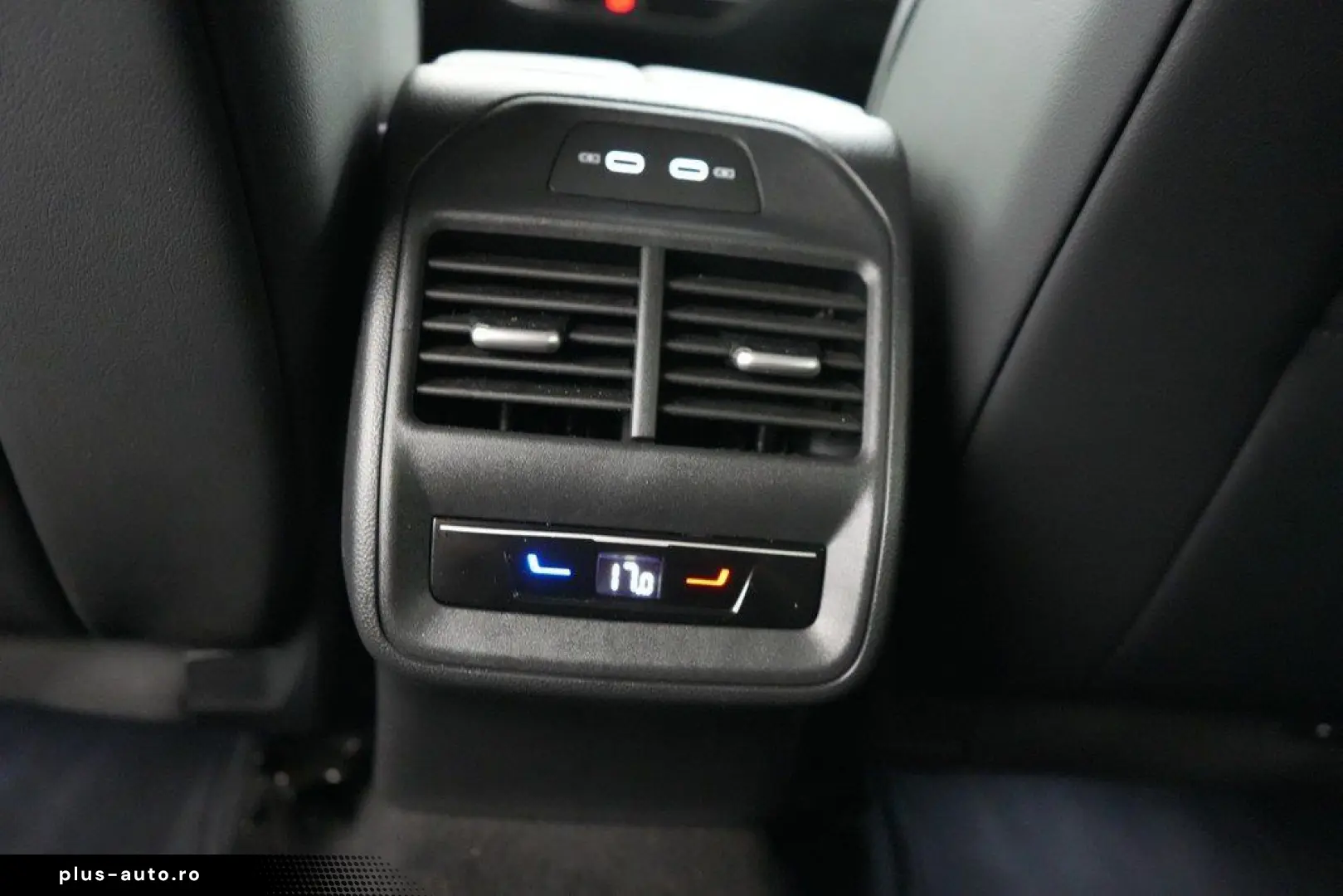 VW PASSAT 2.0 TDI 4Motion DSG R-Line ACC IQ.LIGHT