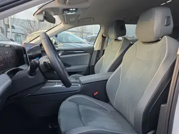 VW Passat Variant 2.0 TDI 4Motion AHK Standheizung