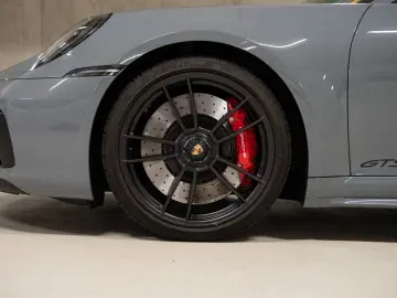 PORSCHE 911 Targa 4 GTS BOSE Surround View InnoDrive