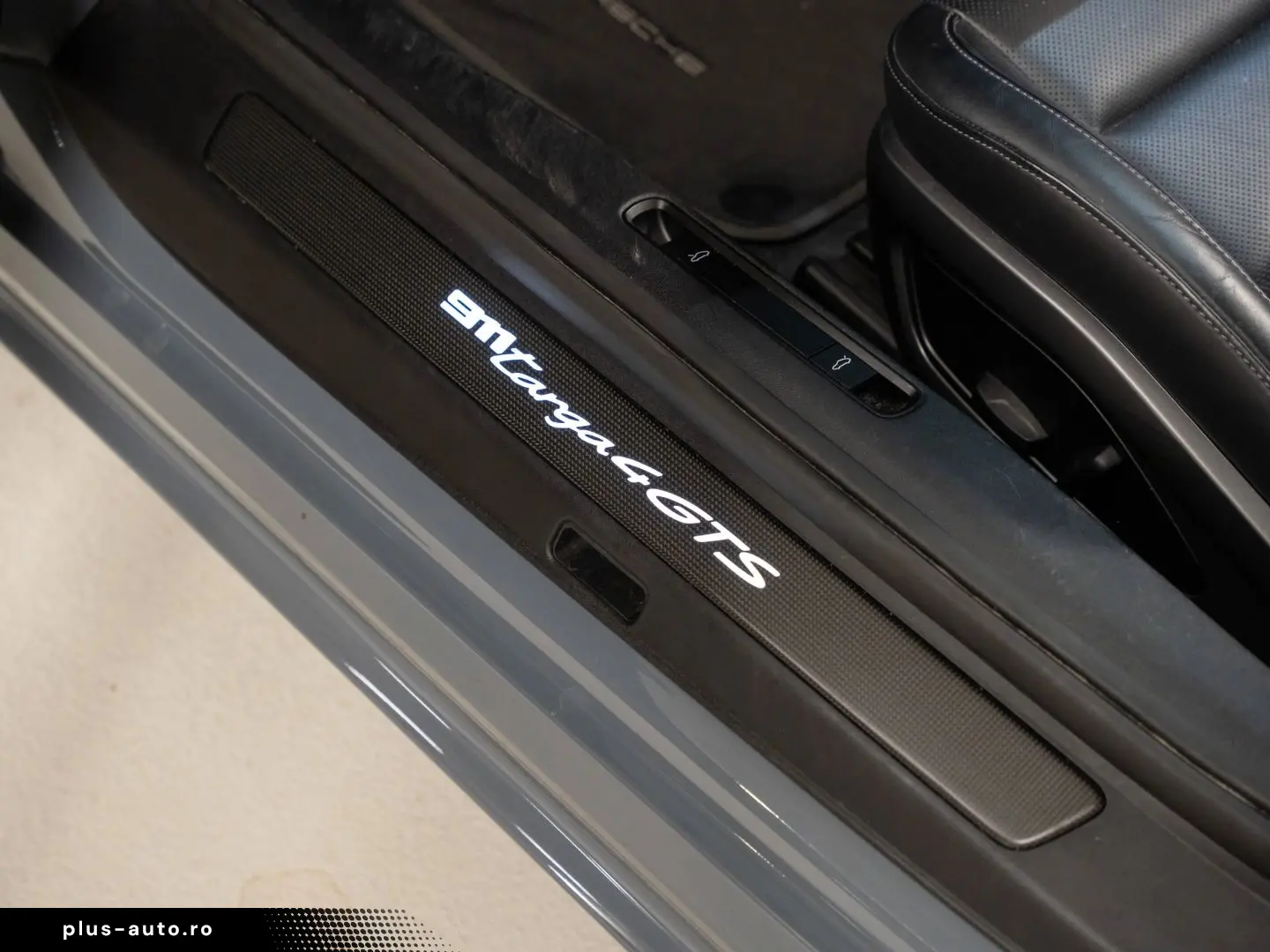 PORSCHE 911 Targa 4 GTS BOSE Surround View InnoDrive