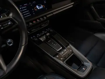 PORSCHE 911 Targa 4 GTS BOSE Surround View InnoDrive