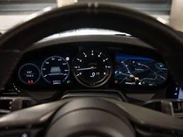 PORSCHE 911 Targa 4 GTS BOSE Surround View InnoDrive