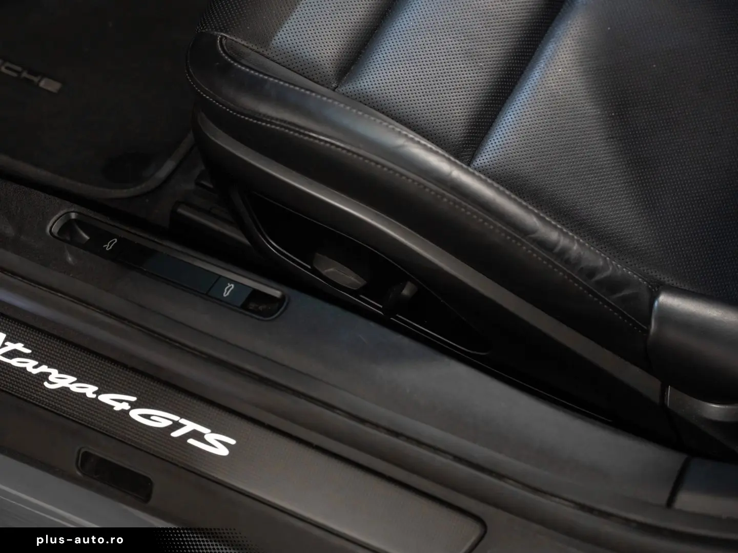 PORSCHE 911 Targa 4 GTS BOSE Surround View InnoDrive