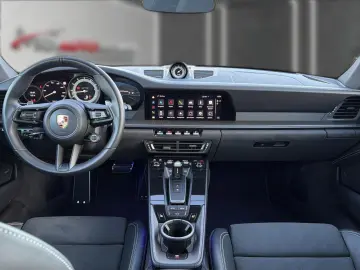 PORSCHE 911 Carrera 4 GTS MATRIX LIFT SPORTAG CHRONO 18W