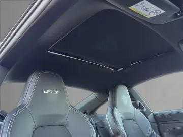 PORSCHE 911 Carrera 4 GTS MATRIX LIFT SPORTAG CHRONO 18W