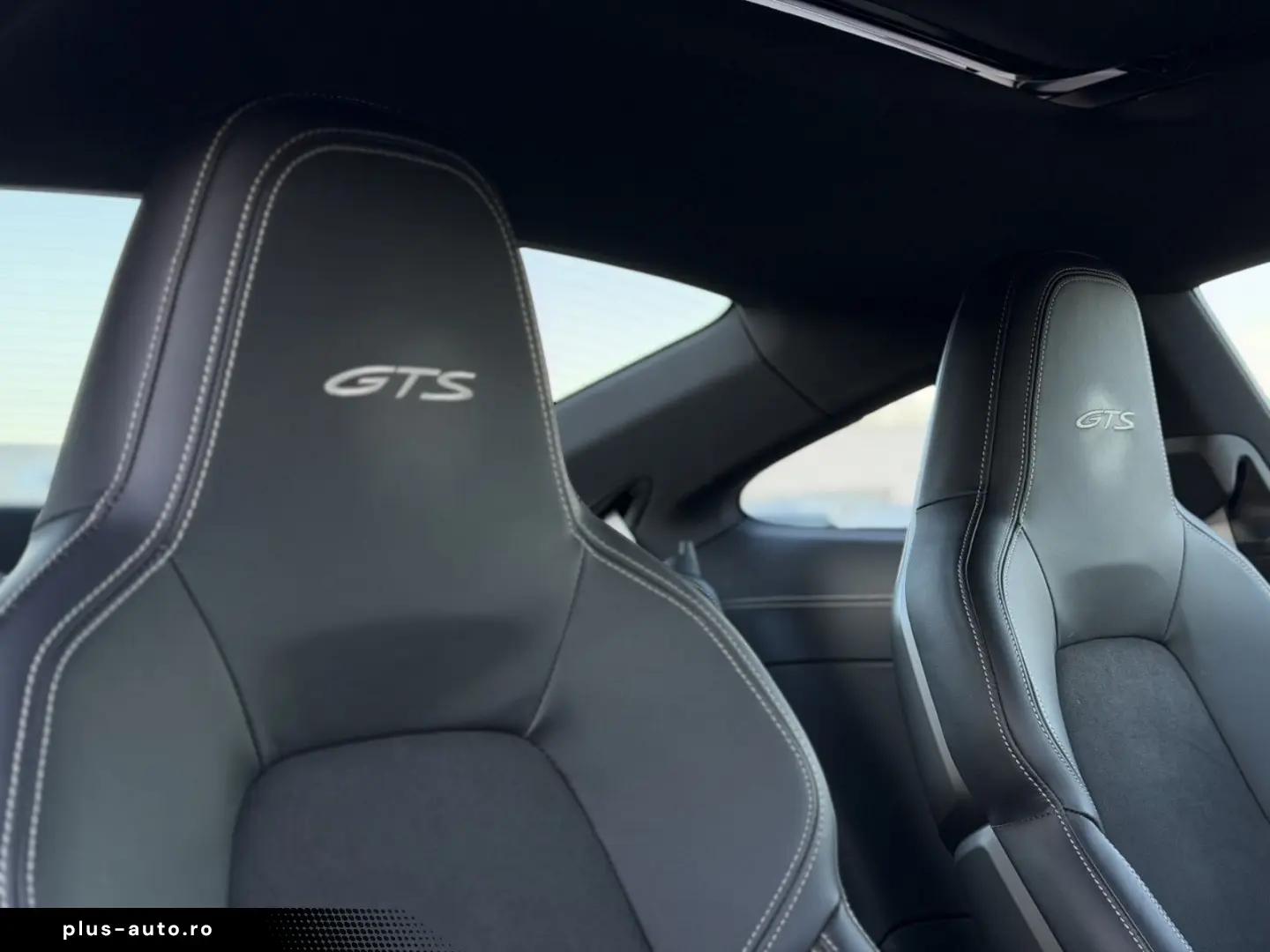 PORSCHE 911 Carrera 4 GTS MATRIX LIFT SPORTAG CHRONO 18W