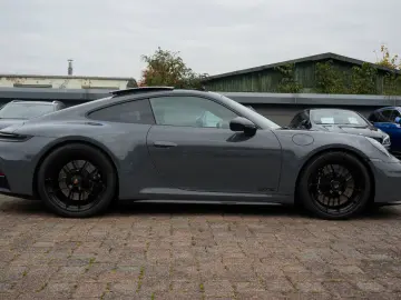 PORSCHE 992 Carrera 4 GTS LIFT 360 BOSE MATRIX
