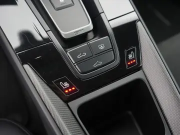 PORSCHE 992 Carrera 4 GTS LIFT 360 BOSE MATRIX