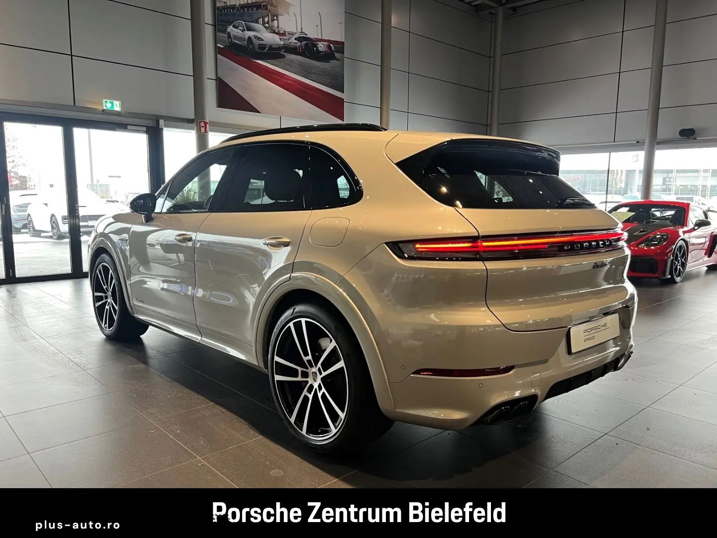 PORSCHE Cayenne Turbo E-Hybrid Burmester Clubleder LED