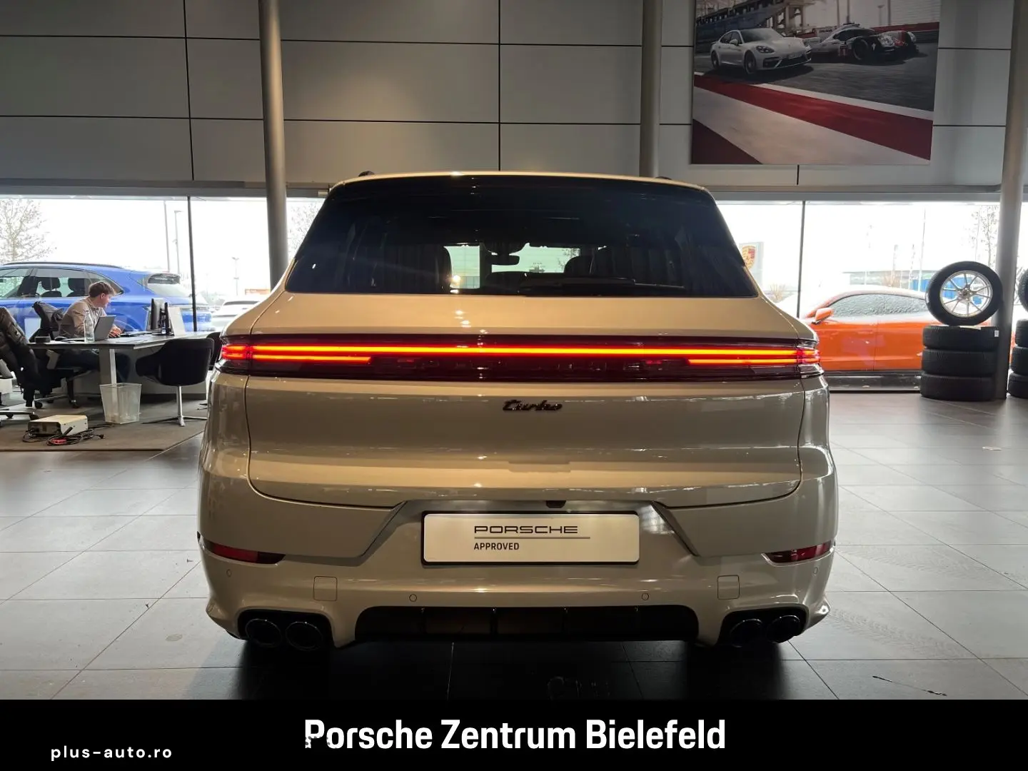 PORSCHE Cayenne Turbo E-Hybrid Burmester Clubleder LED