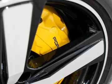 PORSCHE Cayenne Turbo E-Hybrid Coupé