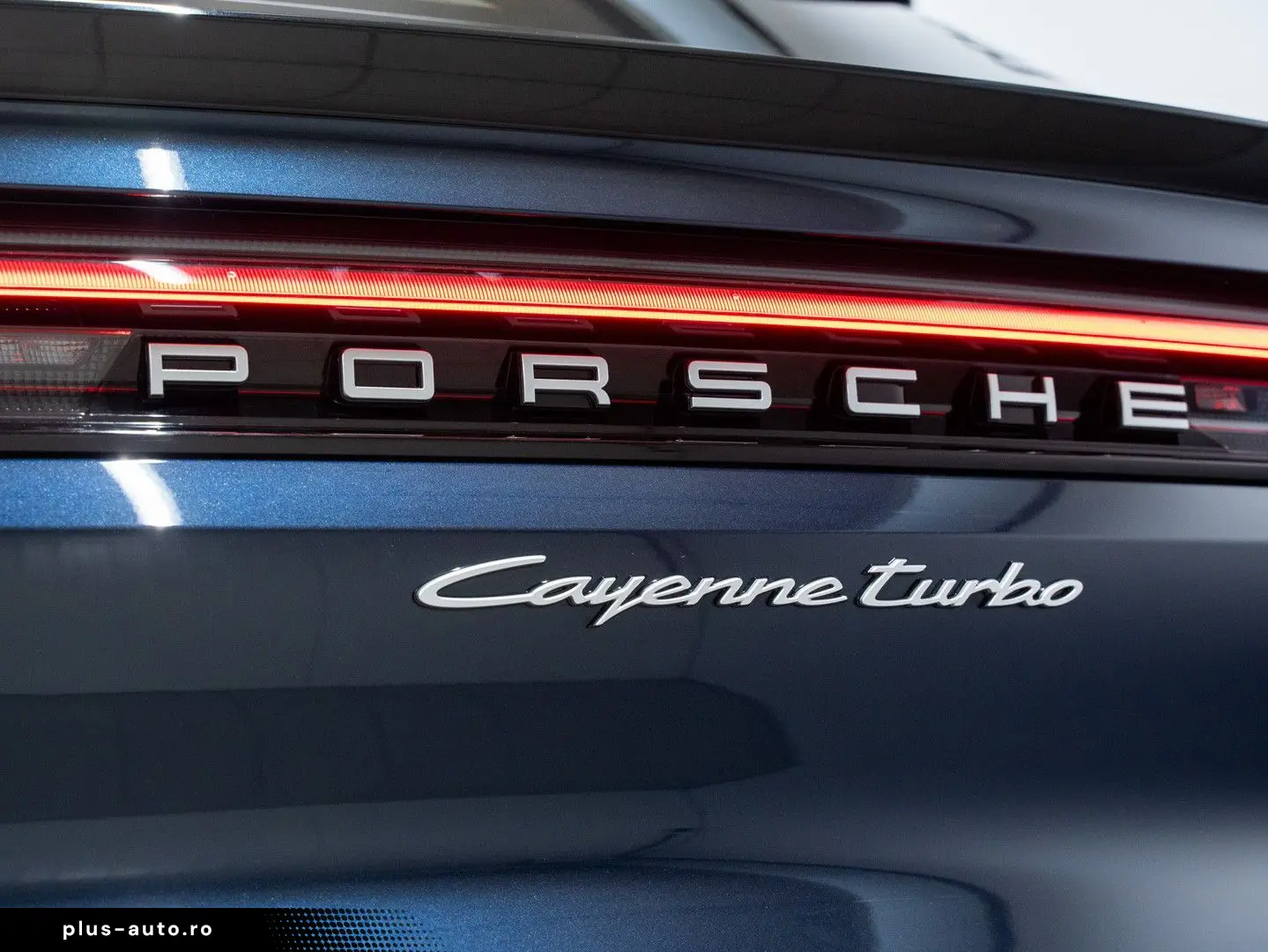 PORSCHE Cayenne Turbo E-Hybrid Coupé