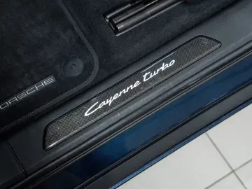 PORSCHE Cayenne Turbo E-Hybrid Coupé