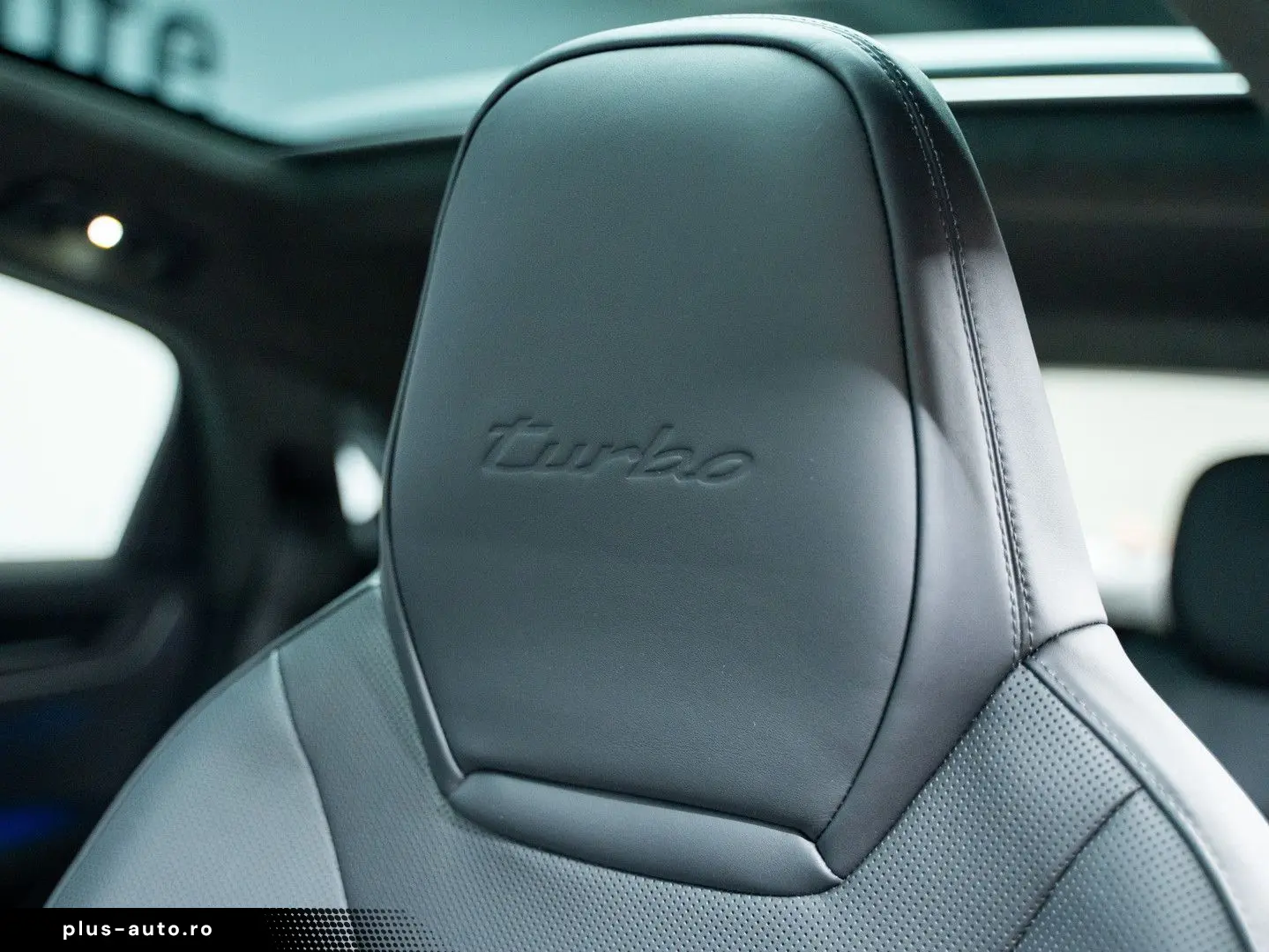 PORSCHE Cayenne Turbo E-Hybrid Coupé