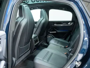 PORSCHE Cayenne Turbo E-Hybrid Coupé