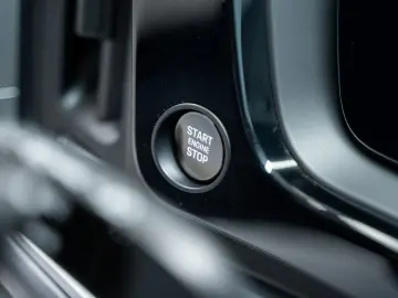 PORSCHE Cayenne Turbo E-Hybrid Coupé