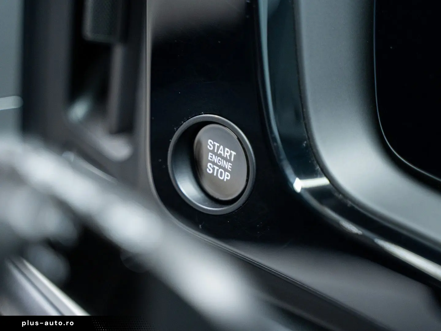 PORSCHE Cayenne Turbo E-Hybrid Coupé