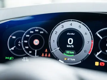 PORSCHE Cayenne Turbo E-Hybrid Coupé