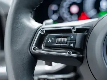 PORSCHE Cayenne Turbo E-Hybrid Coupé