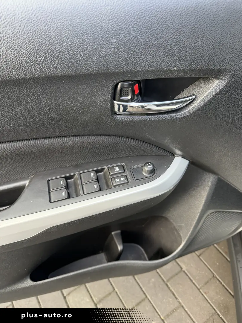 SUZUKI VITARA 1.6 BENZINA DE VANZARE IN RATE FIXE