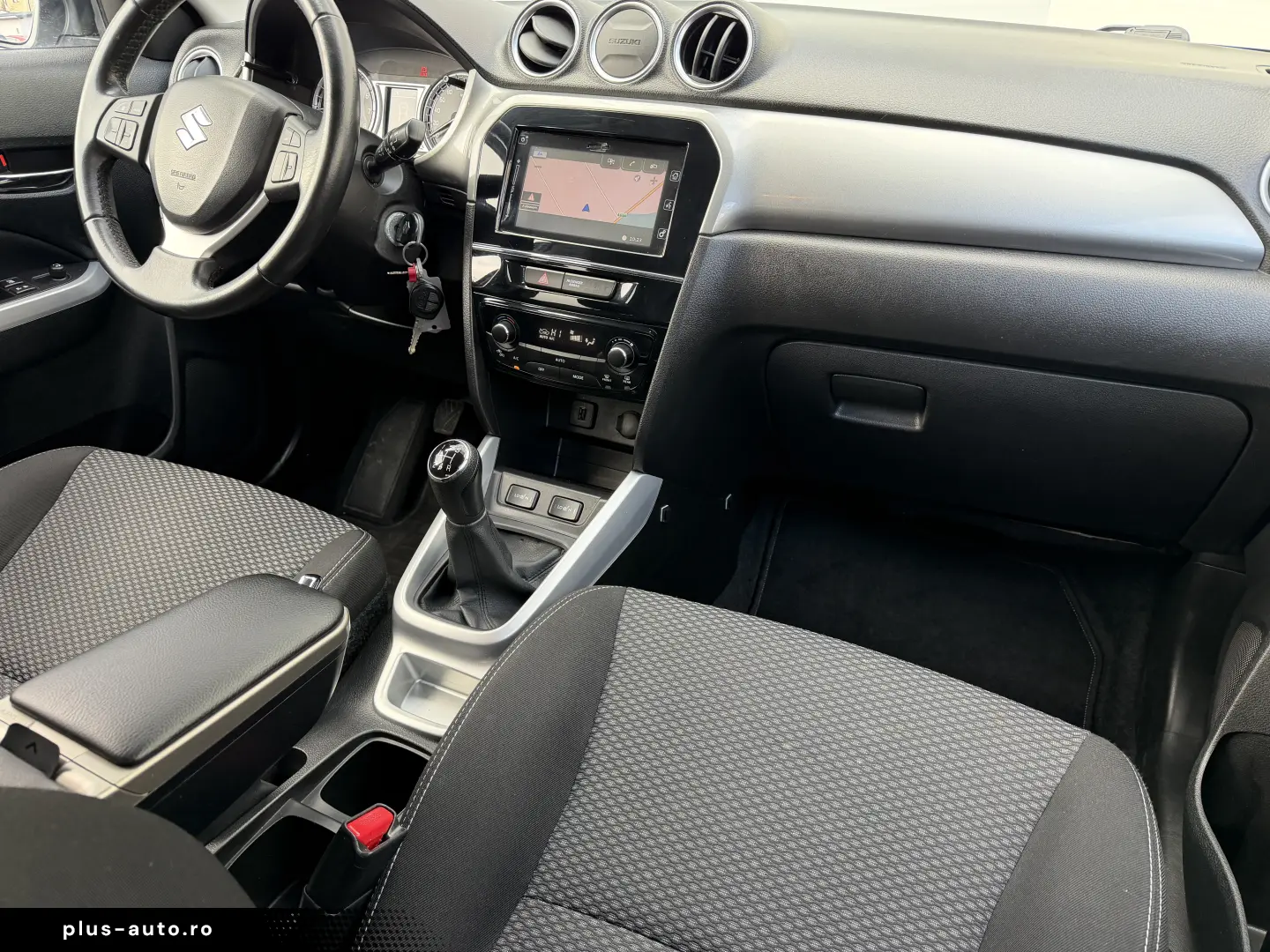 SUZUKI VITARA 1.6 BENZINA DE VANZARE IN RATE FIXE