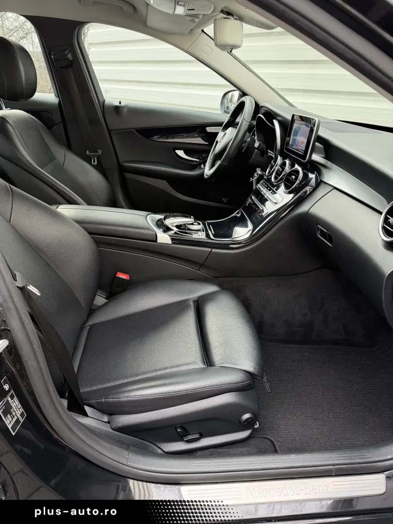 Mercedes Benz C220 diesel 2018 de vanzare in RATE FIXE