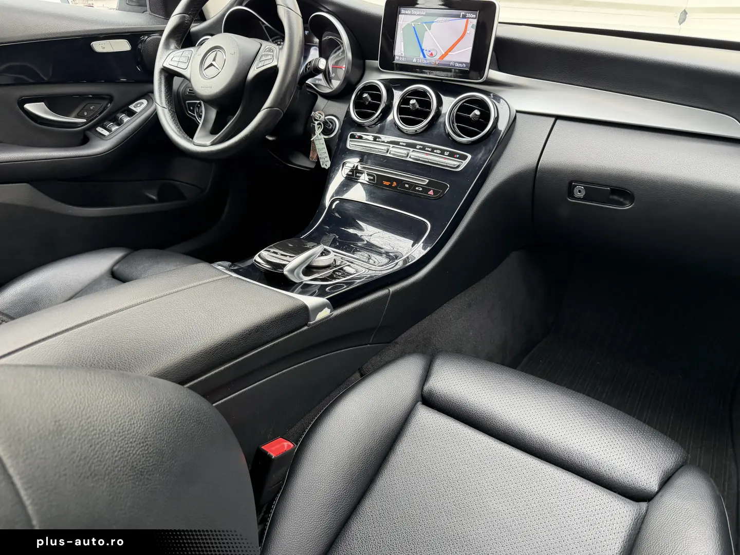 Mercedes Benz C220 diesel 2018 de vanzare in RATE FIXE