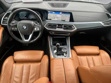 BMW X5 xDrive45e