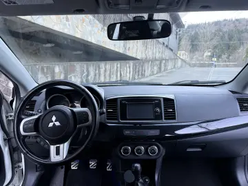 MITSUBISHI LANCER EVOLUTION 10 - MANUAL