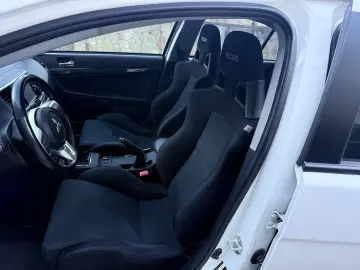 MITSUBISHI LANCER EVOLUTION 10 - MANUAL