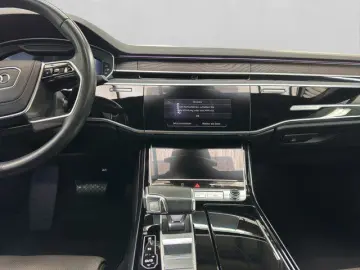 AUDI A8 50 TDI quattro PANO MATRIX SOUND AHK ACC SZH