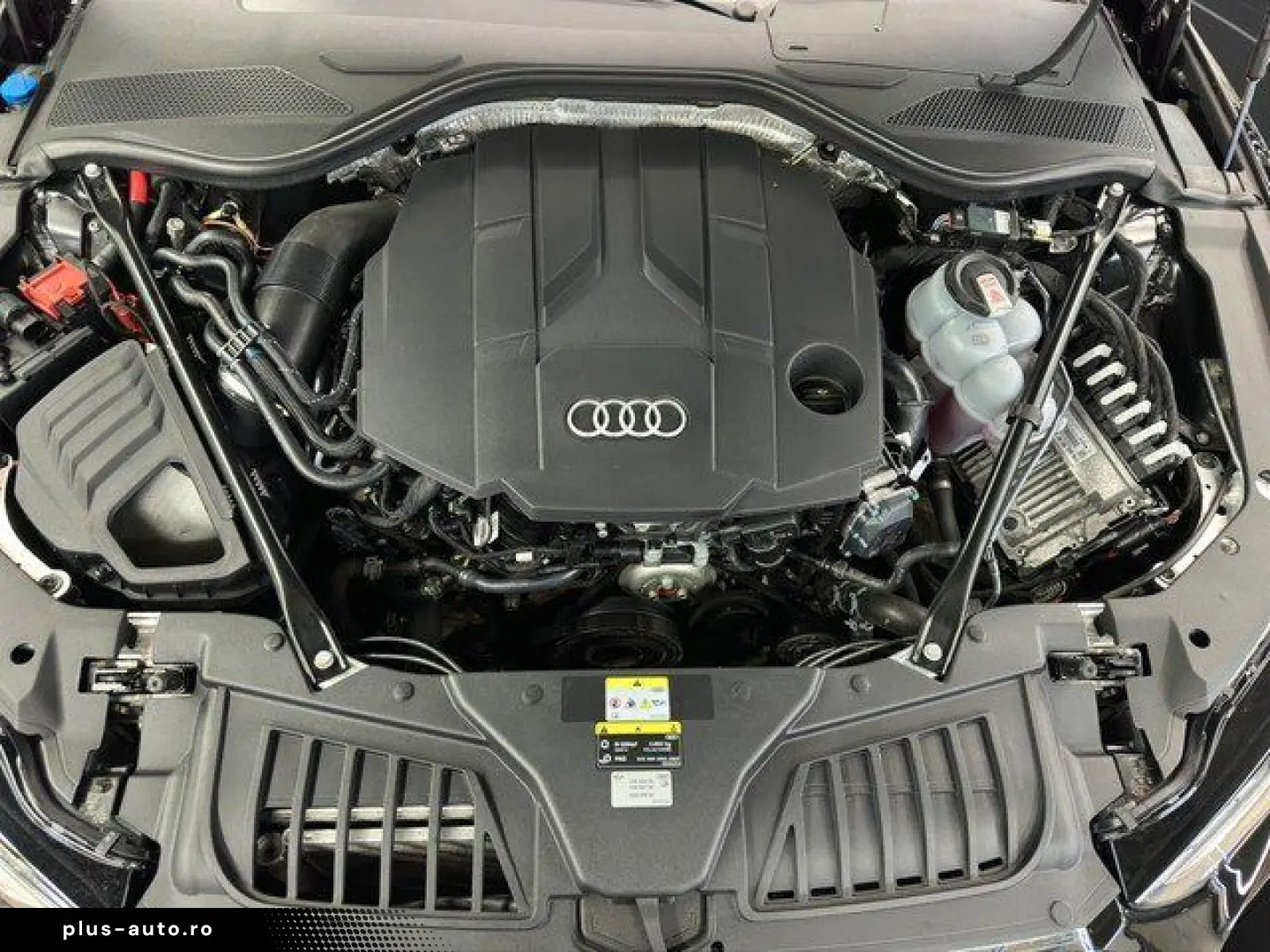 AUDI A8 50 TDI quattro PANO MATRIX SOUND AHK ACC SZH