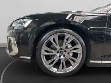 AUDI A8 50 TDI quattro PANO MATRIX SOUND AHK ACC SZH
